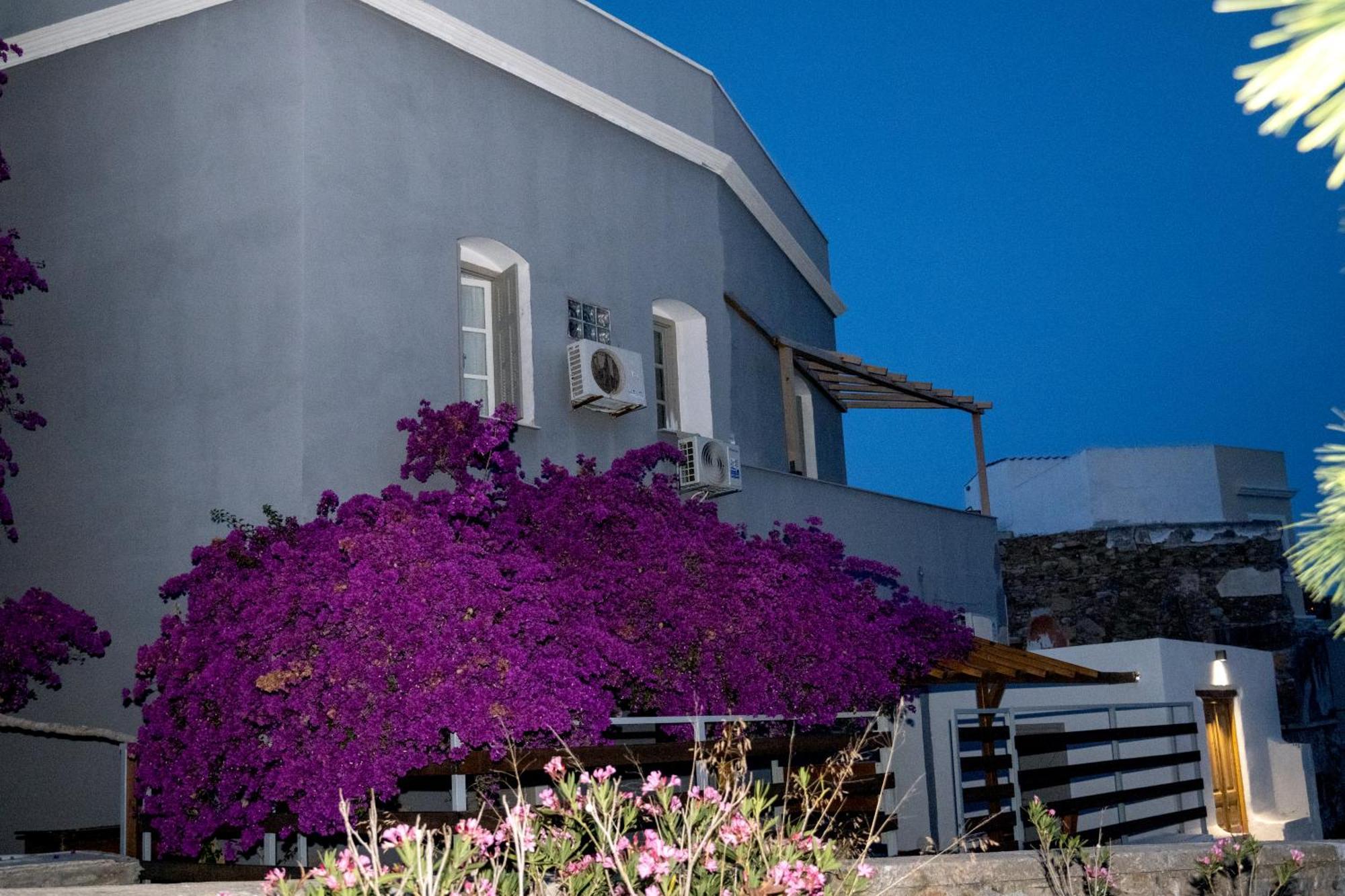 Axilleion Boutique Hotel Ermoupoli Exterior foto